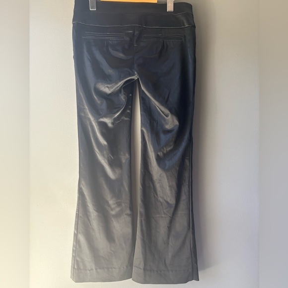 Bebe, size 4, Black Faux satin flared Pants - Picture 6 of 11